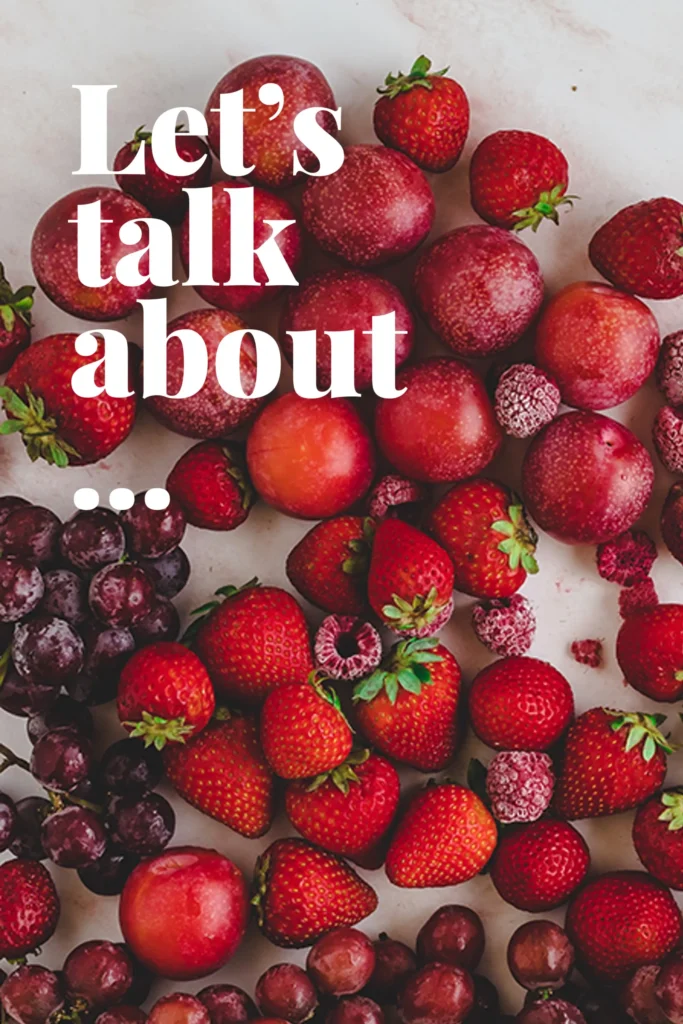 gefrorene-beeren-rot-erdbeeren-pflaumen-kirschen-lets-talk-about-weisse-schrift