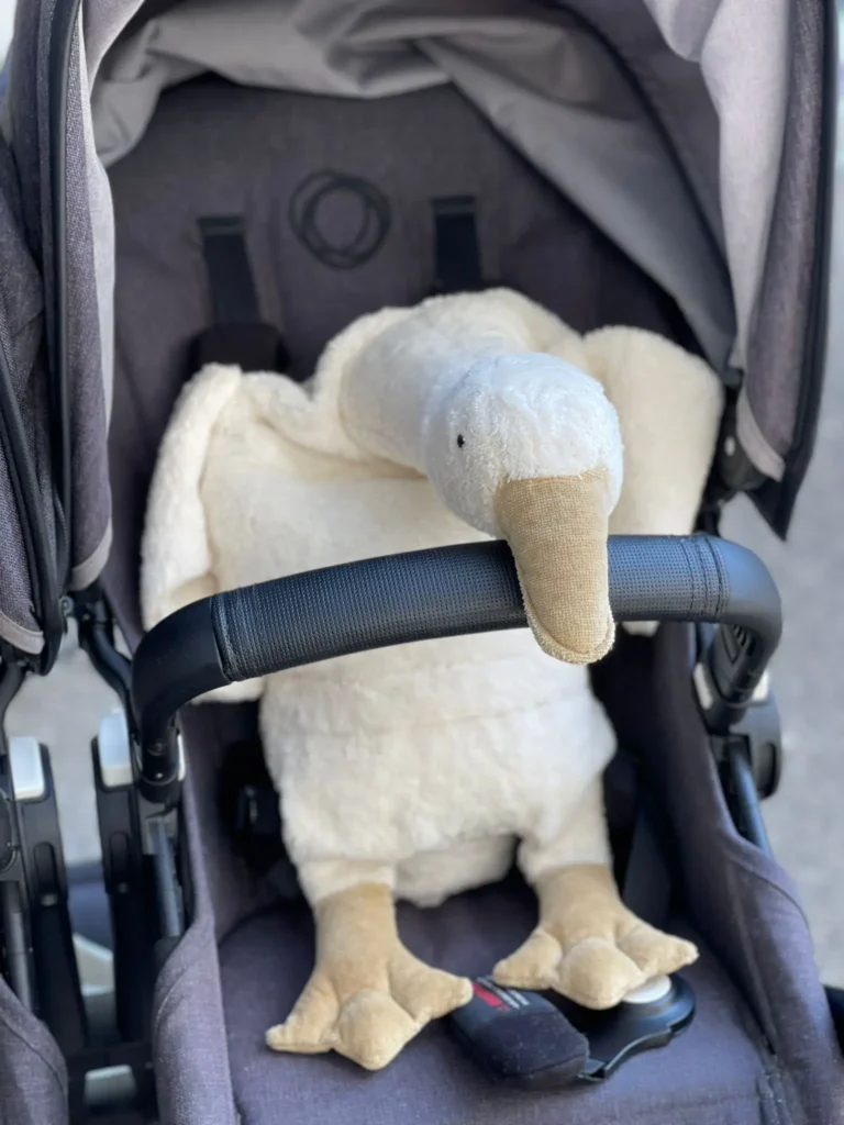 stoffgans-stofftier-zwillingswagen-kinderwagen
