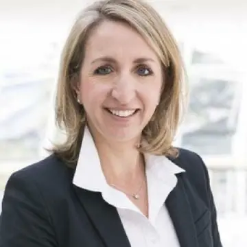 frau-porträt-business-blond