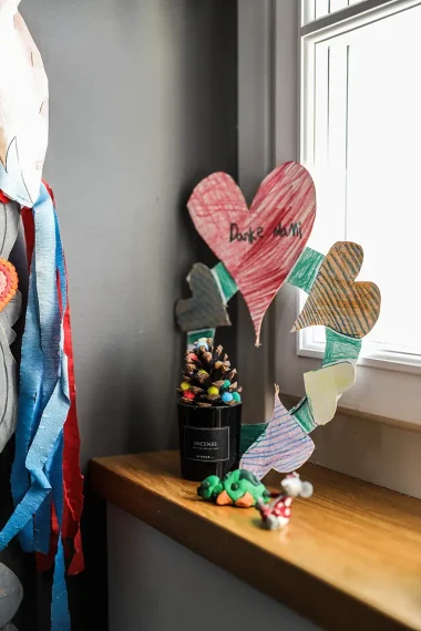 fenster-basteln-herz-kinder